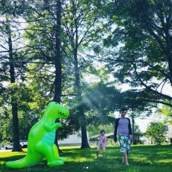William Valentine Giant Inflatable T-Rex Dinosaur Yard Sprinkler 1.9m Tall!