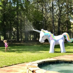 William Valentine Giant Inflatable Unicorn Yard Sprinkler 2m Tall!