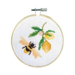 IsAlbi Assorted Bee Cross Stitch Kit New