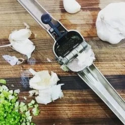 Dreamfarm Garject Self-Ejecting Peel Garlic Press Gadgets For Him