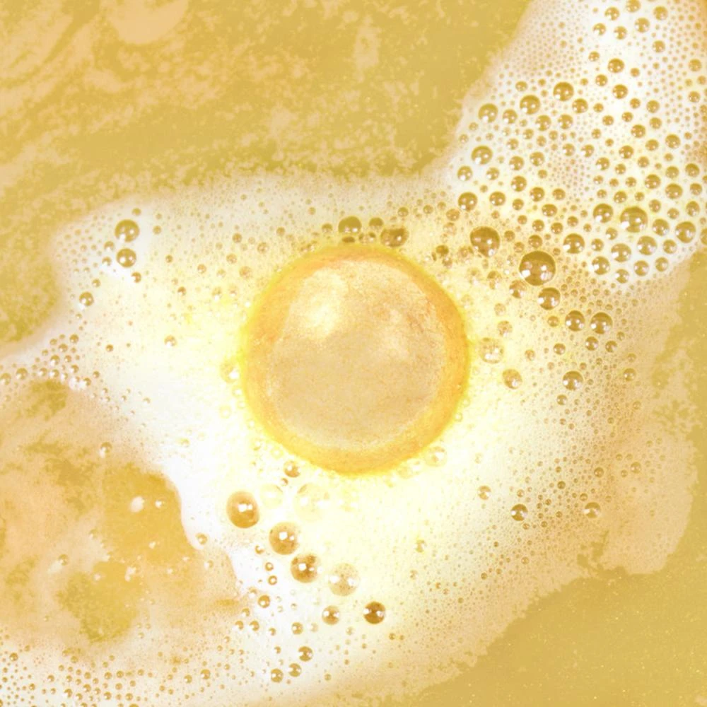 William Valentine Prosecco Scented Gold Glitter Bath Bombs 4 William Valentine Prosecco Scented Gold Glitter Bath Bombs