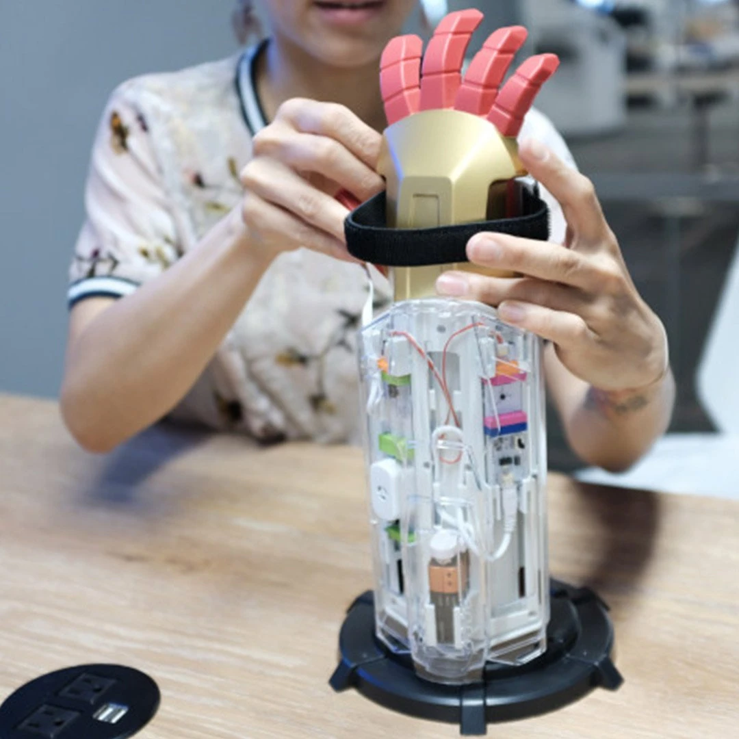 IWorld Australia Science STEM Toys LittleBits Marvel Avengers Hero Inventor Building Kit 9 IWorld Australia Science STEM Toys LittleBits Marvel Avengers Hero Inventor Building Kit