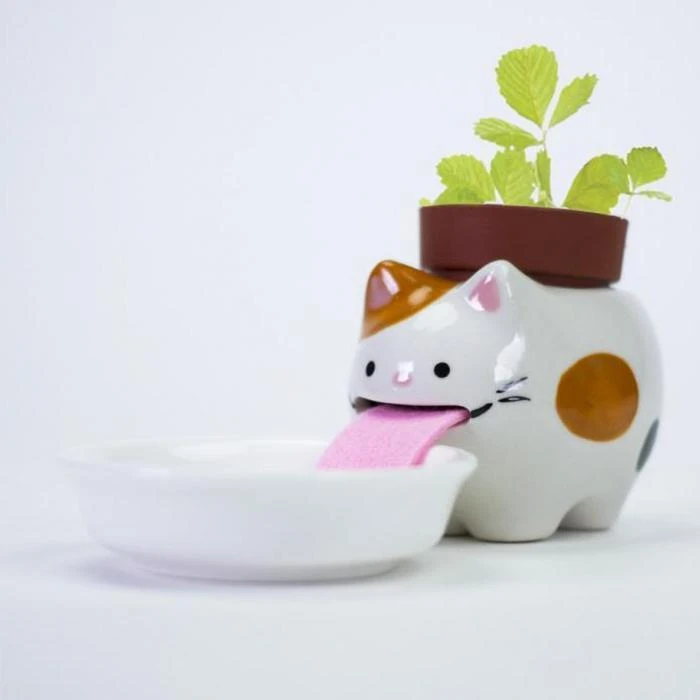 Outliving Sports And Outdoors Self-Watering Drinking Animal Planters 5 Outliving Sports And Outdoors Self-Watering Drinking Animal Planters