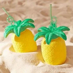 Sunnylife Pineapple Sipper Cup