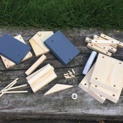 IsAlbi Miniature Products Build A Bee Hotel Kit